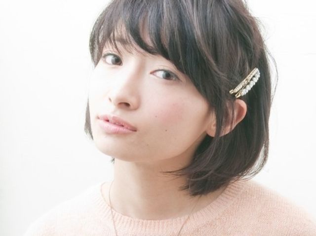 ひとつに結べない長さの髪をスッキリかわいく見せる簡単ヘアアレンジ Antenna アンテナ