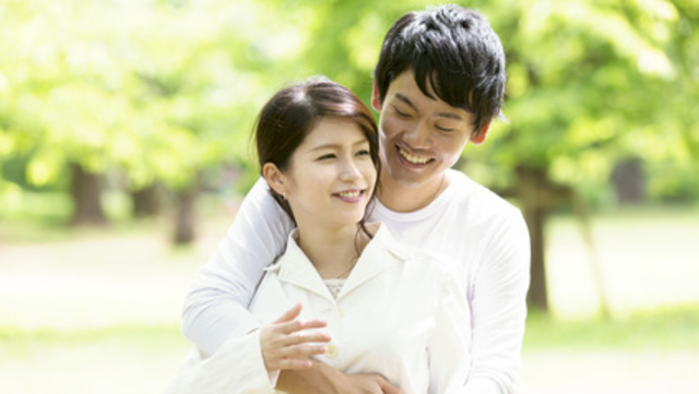 彼がドキッとする かわいい抱きつき方3選 Antenna アンテナ