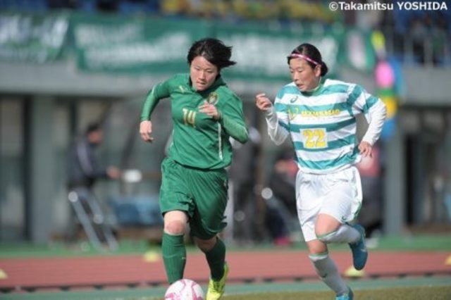 写真ギャラリー 18 1 2 第26回全国高等学校女子サッカー選手権大会 準々決勝 大商学園高校 3 0 鳴門渦潮高校 Antenna アンテナ