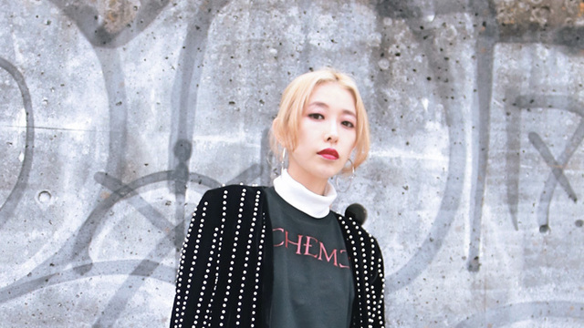 加藤ミリヤがいつの時代も愛用 ライダース のヴィンテージmixな着こなし Antenna アンテナ