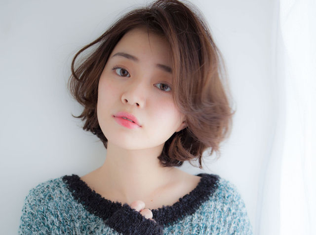 石田ゆり子風の髪型！大人に似合うやわらかボブヘアスタイル antenna*[アンテナ]