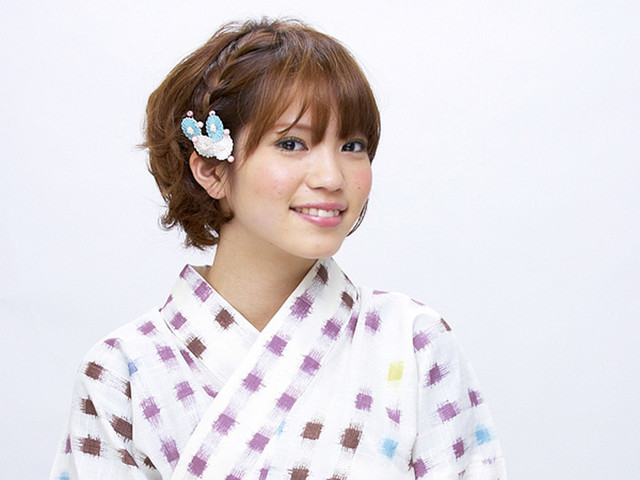 心に強く訴える浴衣 ショート 編み込み 最高のヘアスタイルのアイデア