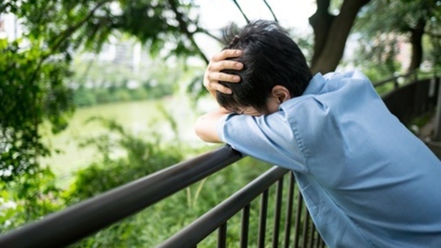 妻にも不倫相手にも罪悪感でいっぱい 苦しくて切ない 不倫男の胸のうち Antenna アンテナ