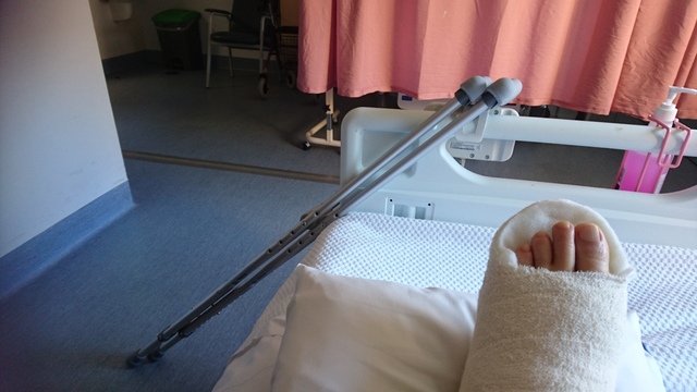 台湾のビキニ ハイカー 山で凍死 Antenna アンテナ