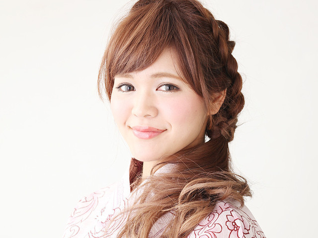 絶対覚えたい 浴衣にもワンピにも似合う簡単ヘアアレンジ12選 Antenna アンテナ