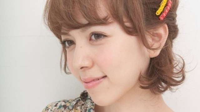 ショートヘア ベリーショートで夜会巻き風 浴衣ヘアアレンジ Antenna アンテナ