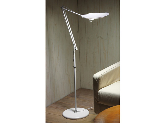 大人の逸品 3つの間節が自由自在に動くスワン電器の Ledフロアスタンド Antenna アンテナ 大人の逸品 3つの間節が自由自在に動くスワン電器の Ledフロアスタンド Antenna アンテナ