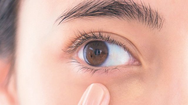 目元コンシーラーまとめ よれない塗り方 乾燥によるシワにおすすめのコンシーラー他 Antenna アンテナ