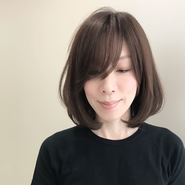 ほんのり巻いて女っぷり上々 秋服にもピッタリなバルーンボブ Antenna アンテナ