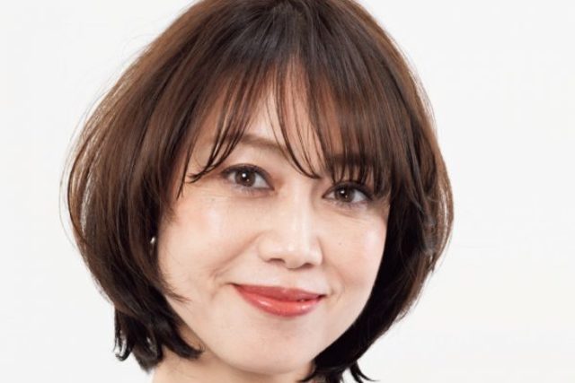 大人の3大髪悩み 顔まわりの髪痩せで寂しげな印象に Antenna アンテナ 大人の3大髪悩み 顔まわりの髪痩せで寂しげな印象に Antenna アンテナ