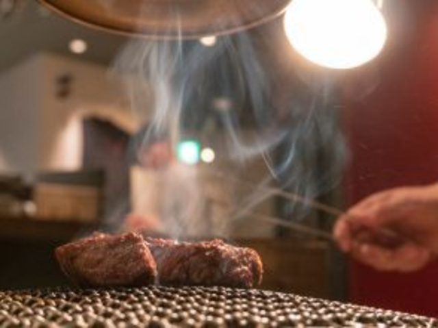 気遣い 焼き方 焼肉デートで男性のことを いいな と女子が思う瞬間 Antenna アンテナ 気遣い 焼き方 焼肉デートで男性のことを いいな と女子が思う瞬間 Antenna アンテナ