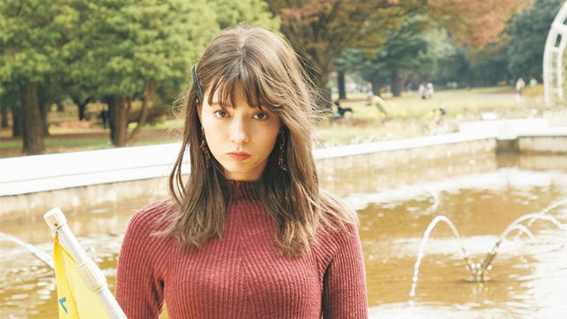 八木アリサ 完全暴露 普段使いの神リップ９本 すべて見せます Antenna アンテナ