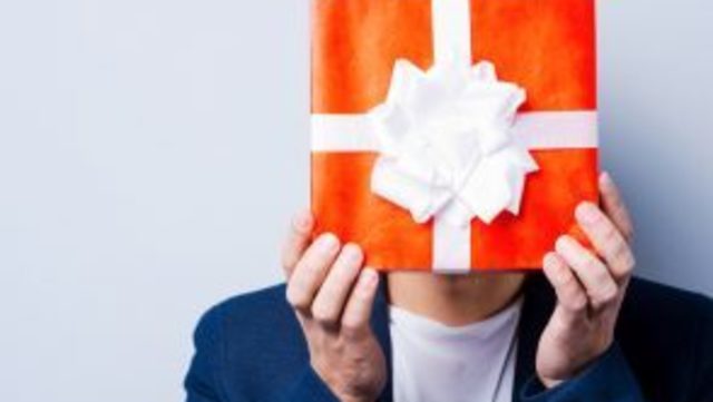 友達以上恋人未満の男性へのクリスマスプレゼントの選び方のポイントとは Antenna アンテナ