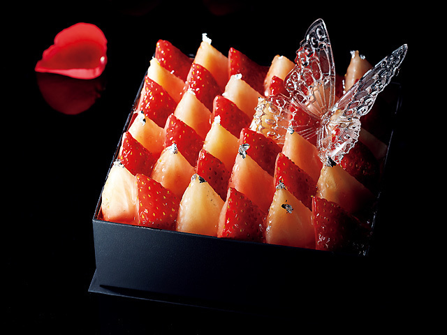 誕生日ケーキはここまで進化した ポーズを選べるくま 食べられるブーケetc インパクト大なケーキ4選 Antenna アンテナ