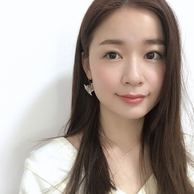 これだけで 今話題のホワイト骨格メイクが完成 驚きのkateプチプラワンパレット 新田玲奈 Antenna アンテナ