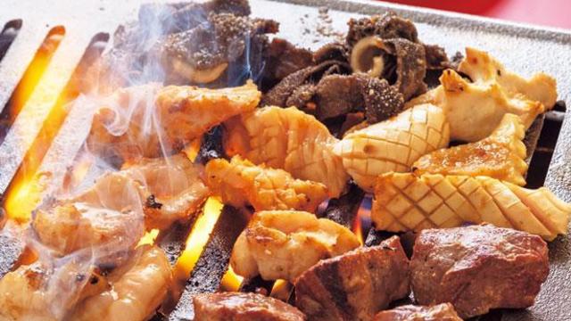 シメの焼きそばは必食 新鮮なホルモンを2種の秘伝タレで味わう焼肉ホルモン光山 Antenna アンテナ