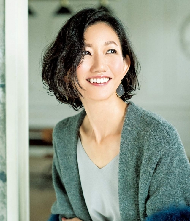 驚くほど小顔に見えるアゴラインのグラデージョンボブ 40代の毎日ヘアスタイル Antenna アンテナ