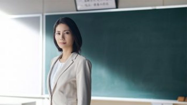 松下奈緒が古田新太の同僚教師役 ゲイで女装家役 古田の 美脚に驚き Antenna アンテナ