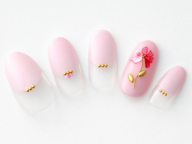 19年最旬ネイル26選 春はピンクにお花 大人かわいい春のトレンドネイルデザイン Antenna アンテナ
