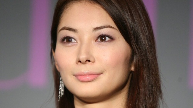 青木愛投稿 母親そっくり写真 に パリコレ出れそう と絶賛の声 Antenna アンテナ