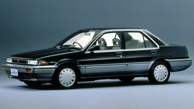 中年名車図鑑 6代目日産サニー 若いユーザーに支持され カローラを追い抜いた歴史的一台 Antenna アンテナ