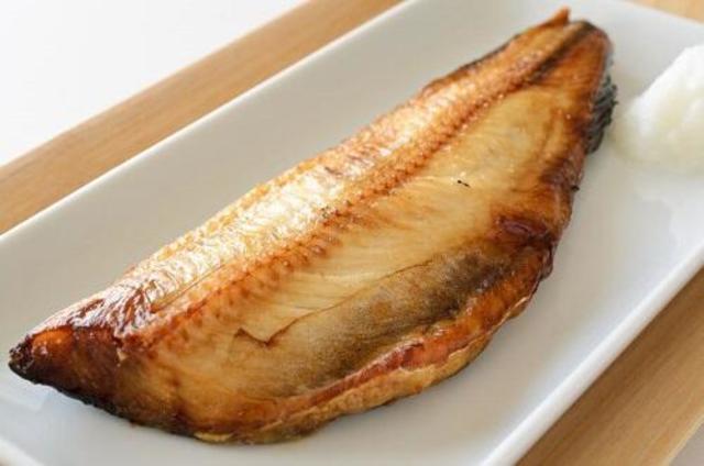 ホッケの魅力は開き以外にもある 捌き方やアレンジ料理を徹底紹介 Antenna アンテナ