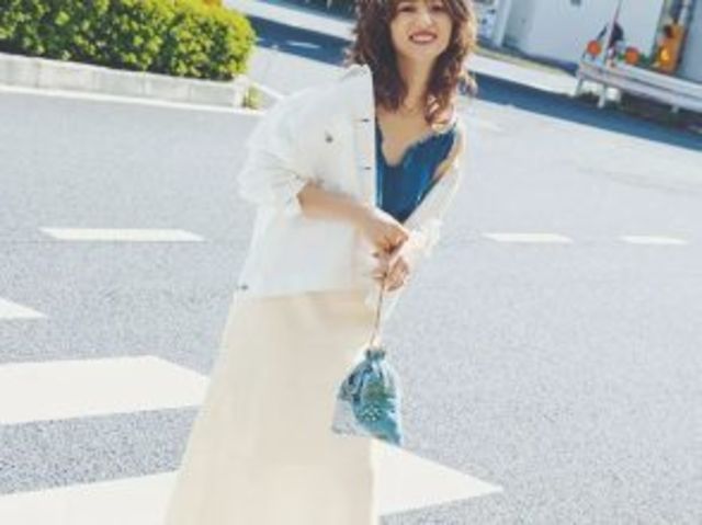 夏の白ジャケットコーデ8選 Cpoジャケット Gジャンのおすすめ Antenna アンテナ