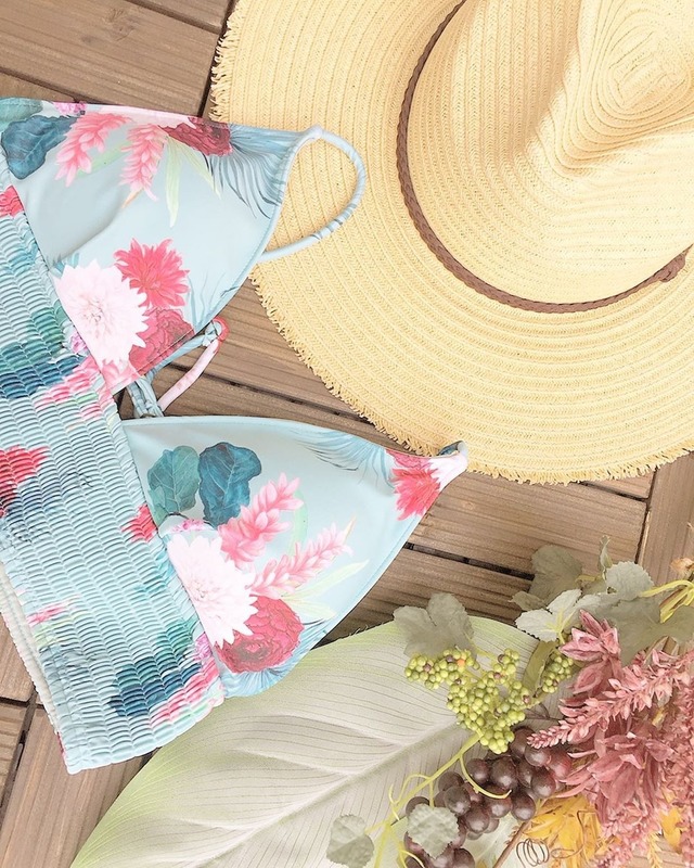 今年の水着は花柄が見逃せない カラー別で花柄水着を総チェック Antenna アンテナ