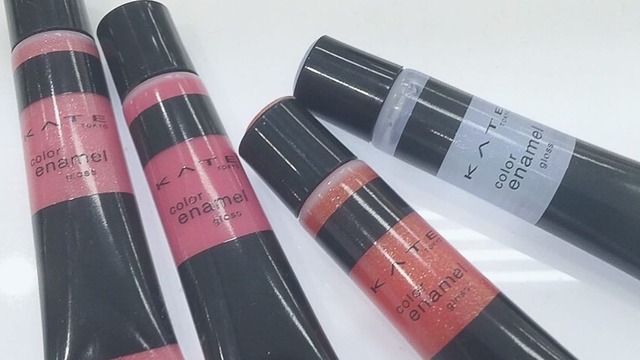 100均コスメ キャンドゥ クレヨンタッチミーのリップグロス全6色をレビュー ブルー イエロー オレンジグロスで簡単ニュアンスチェンジも Antenna アンテナ