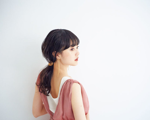 ゴム1本で作る基本のひとつ結び 巻かない ワックスなし ヘアアレンジ インスタグラマー直伝 Antenna アンテナ