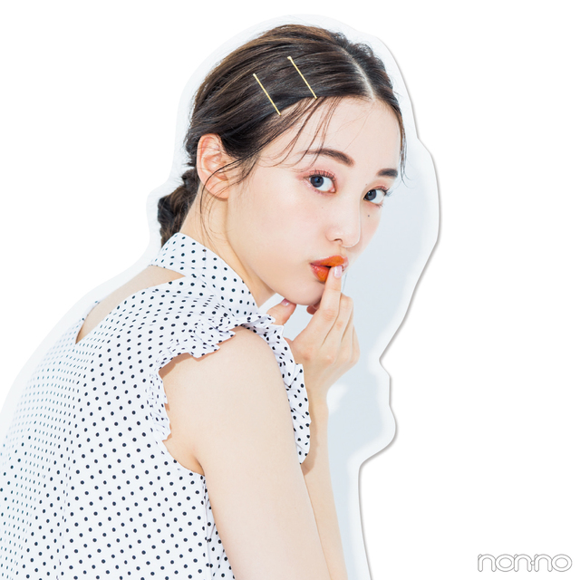 前髪 ひとつ結びヘアアレンジ図鑑 センターパートにはぐるりんおだんご Antenna アンテナ