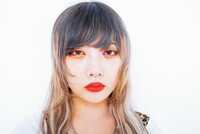 Zoc 香椎かてぃちゃんが着こなす 大胆アニマル柄の夏 秋スイッチコーデ Antenna アンテナ