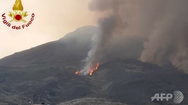 パプアニューギニアのウラウン山が噴火 5000人避難 Antenna アンテナ