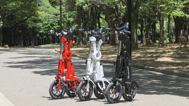 自転車 カナブンおばさん の恐怖 サンバイザーを付けママチャリで暴走 Antenna アンテナ