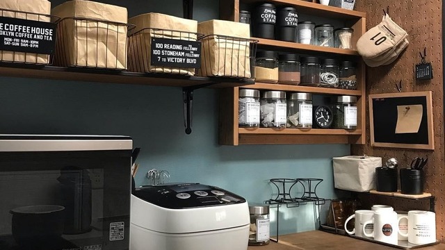 キッチンカウンターをおしゃれに カンタンdiyのアイデア集 Antenna アンテナ