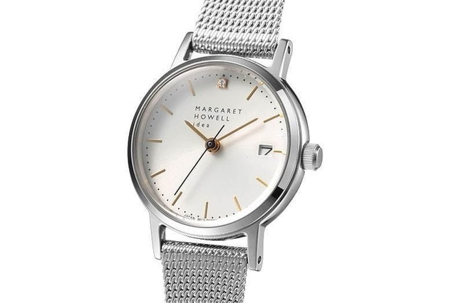 マーガレット ハウエル アイデアの腕時計 デイト メッシュ に ダイヤモンド を飾った限定モデル Antenna アンテナ