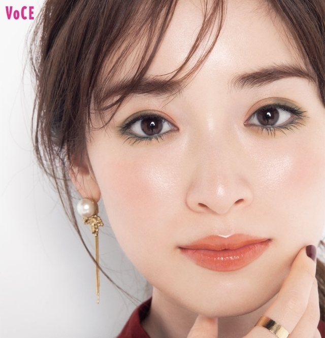 泉里香 下まぶたに グリーン を入れて 華やぎ美女メイク Antenna アンテナ