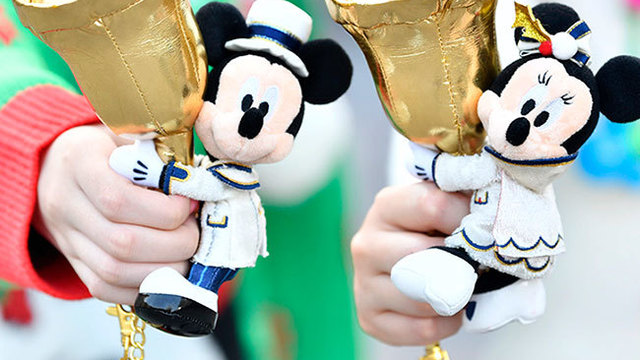 おそろコーデでディズニーをもっと楽しもう 季節別や家族コーデも紹介 Antenna アンテナ