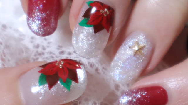 セルフネイル 大人も楽しめる華やかクリスマスネイル 人気ネイルサロンagloss Nail風 Antenna アンテナ