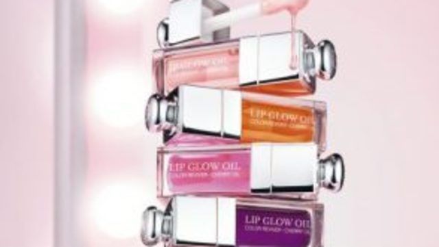 リップケア17選 プチプラ デパコス オイル スクラブなど人気のリップケアアイテムやリップケア方法をご紹介 Antenna アンテナ