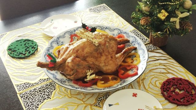 クリスマスの必需品 ローストチキンの骨に巻いてある紙の飾りの名前って Antenna アンテナ クリスマスの必需品 ローストチキンの骨に巻いてある紙の飾りの名前って Antenna アンテナ