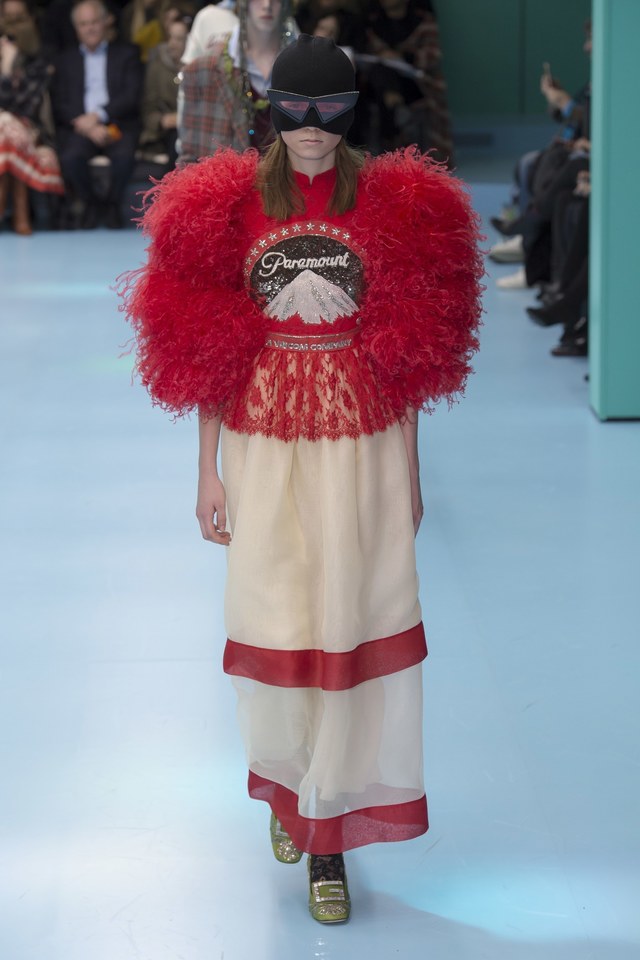 綾瀬はるか 椎名林檎 Perfume 広瀬すず 戸田恵梨香らの豪華衣装ブランドに注目 19紅白歌合戦の衣装プレイバック 紅組編 Antenna アンテナ