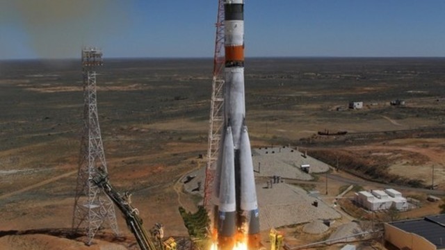 ロシア極東の新宇宙基地 ロケット第1号打ち上げに成功 Antenna アンテナ
