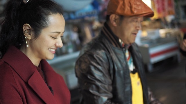 山口智充 浦浜アリサ メチャクチャうまい 下関の唐戸市場で今が旬のふぐ刺しに舌鼓 Antenna アンテナ