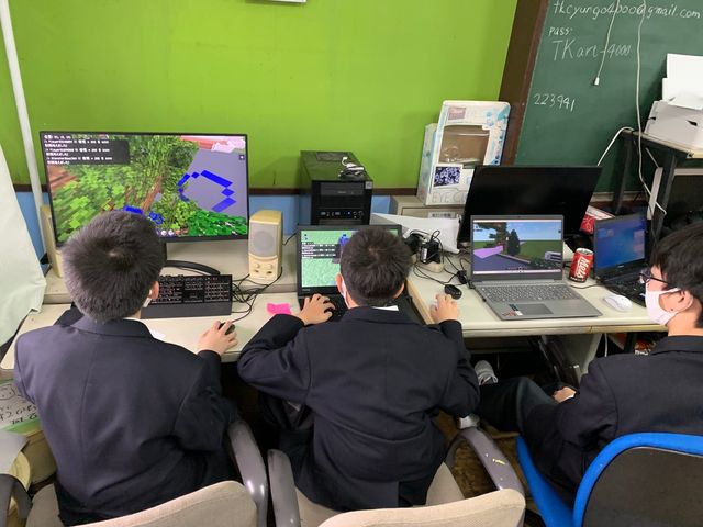 イベント出来ない マイクラの世界で東京朝鮮中高級学校に遊びに来てもらいたい Antenna アンテナ