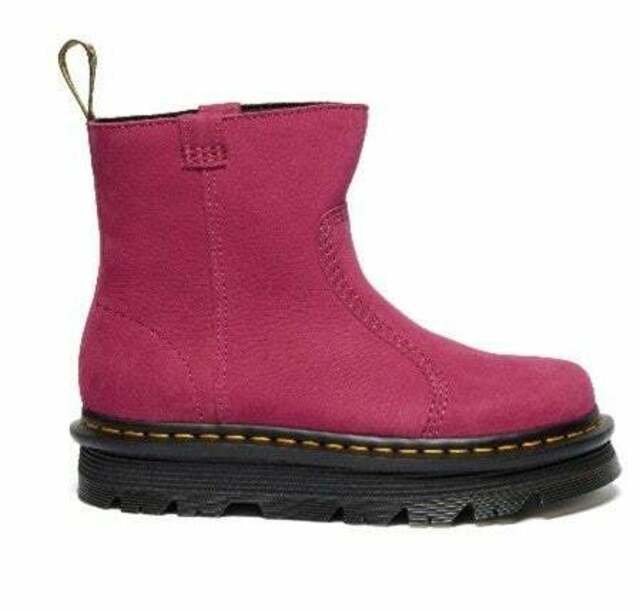 ドクターマーチンが提案するリラクシーなブーツコレクション