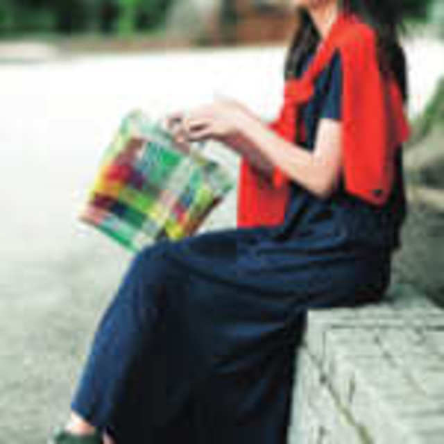 full cd99a797 d04c 4dc1 90fa f3f1c9356fca