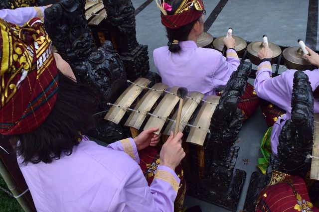 バリ島の芸能 Angklung Kebyar と踊り | tradexautomotive.com