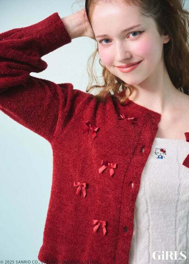 GiRLS by PEACH JOHNが『HELLO KITTY（ハローキティ）』との